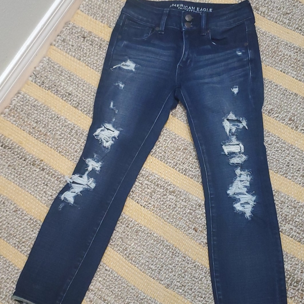 American Eagle ankle jeans